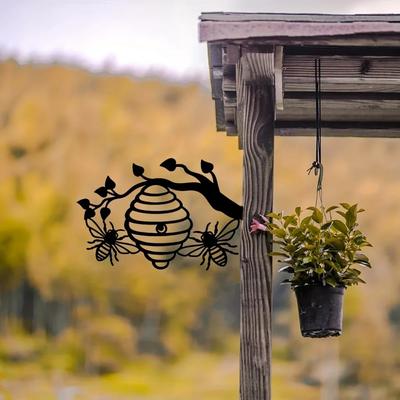 1pc Wrought Iron Silhouette Garden Stake – Outdoor Bee Hive On Branch Design, Ideal for Home Decor, Lawn, Backyard, Patio