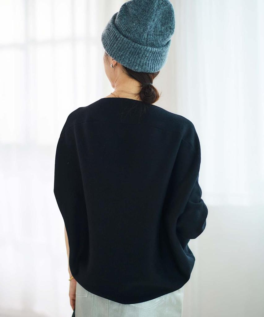 Le Coeur Blanc Milan Rib Hem Round Hand Size Black Pullover, Washable, 3048028401,