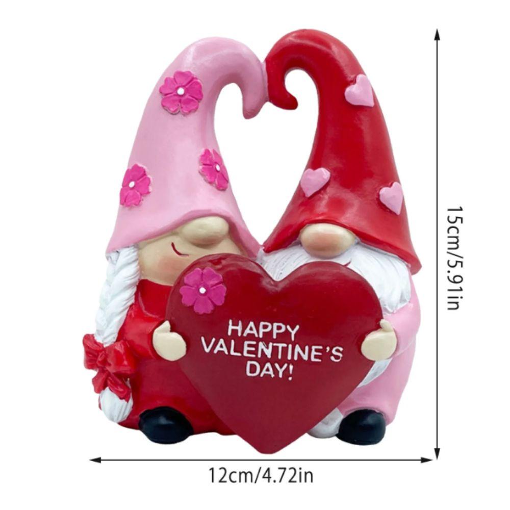 Resin Material Love Gnomes Love Hearts Table Decor Resin Gnomes Figurine  Christmas Decoration
