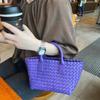 Fashion new lambskin hand-woven handbag wholesale casual versatile vegetable basket genuine leather women's bag messenger bag