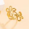 Chic Open Daisy Stainless Steel Ring - Fashionable, Colorfast Jewelry