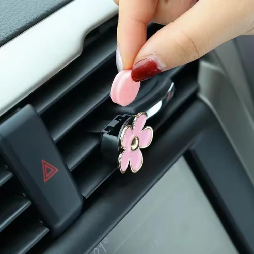 Car Air Outlet Perfume Clip Lovely Flowers Fragrance Clip Car Mini Decoration Perfume Clip Adjustable Aromatherapy Freshener