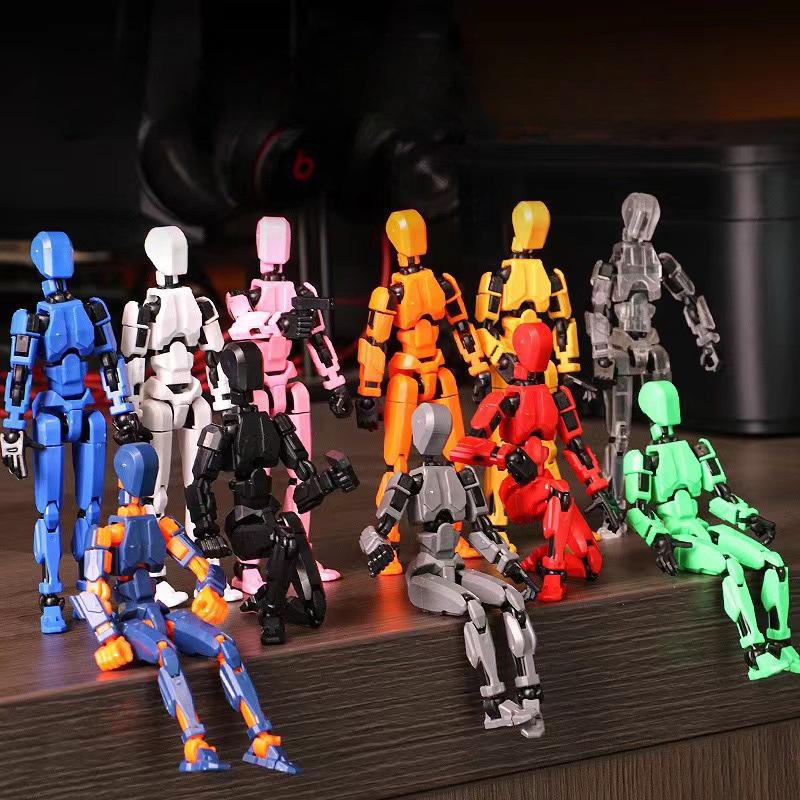 13 Figurines