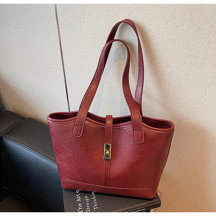 

Ретро новая осенне-зимняя темпераментная сумка большой вместимости модная повседневная сумка через плечо сумка-тоут тренд красный