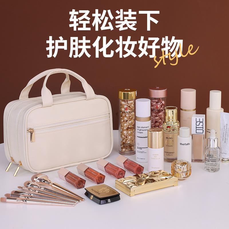 Double-layer portable cosmetic bag, large-capacity high-end women's portable niche~~ Cosmetics storage bag, starting from one approval.