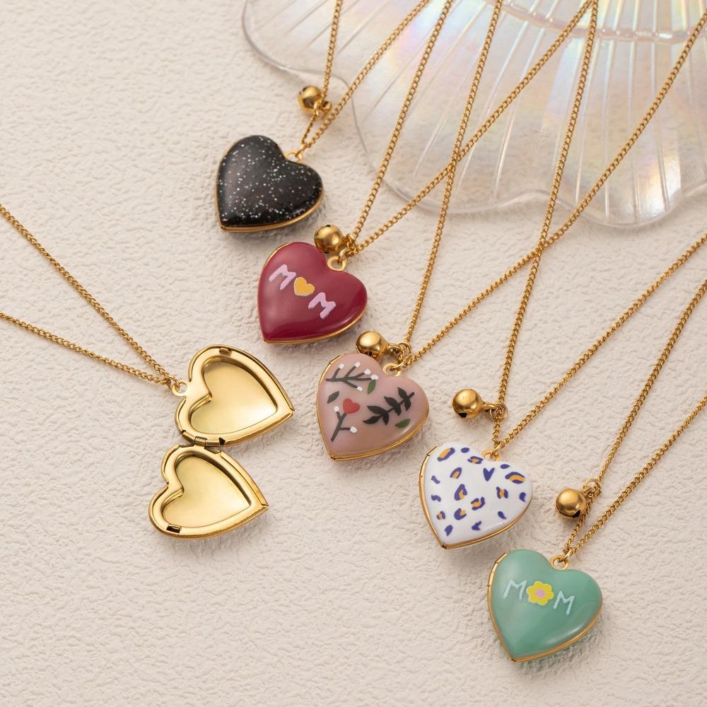 Gold-plated Heart-shaped Necklace Adjustable Pendant Necklaces Photo Album Necklace Jewelry Gifts