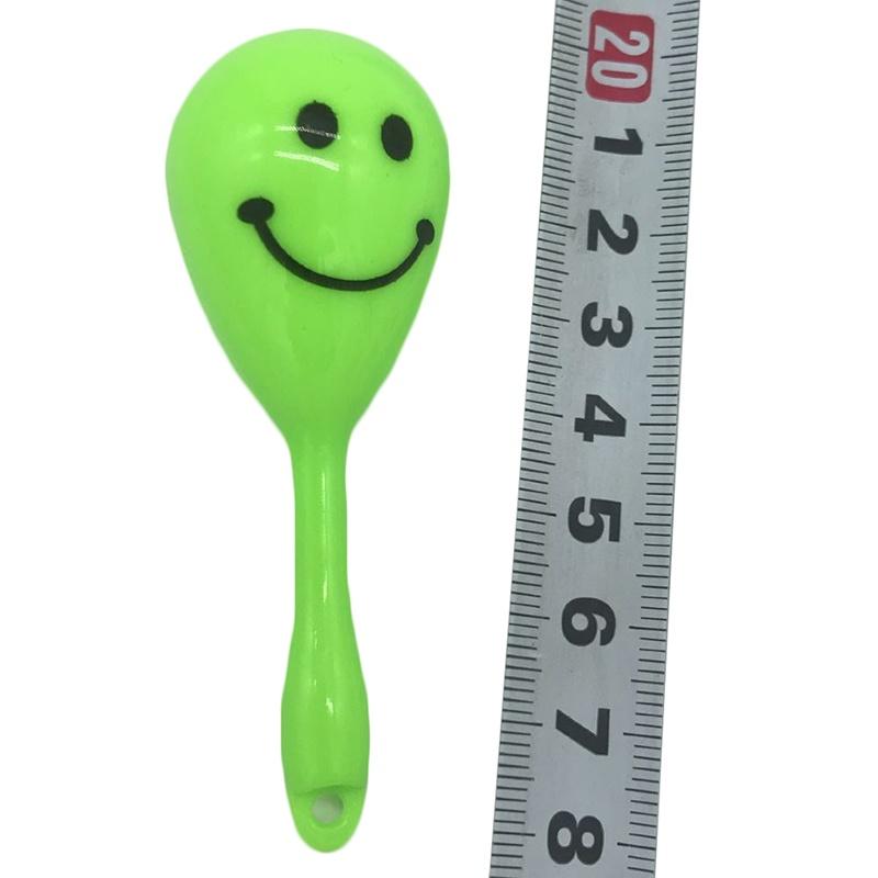 PAKET MED 6 Mini Smiley Maracas 8 CM Leksak för barn Födelsedagskalas Påsfyllnad slumpmässig