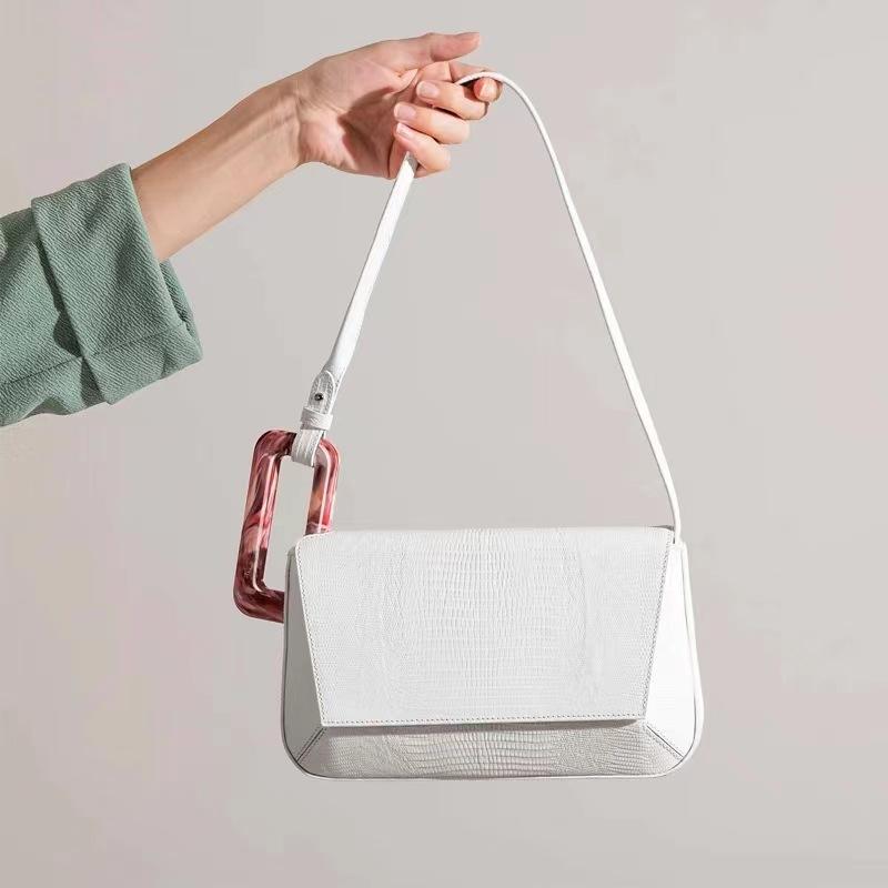 Single Shoulder Bag for Women with Contrasting Color Geometric Seam Customized Square Buckle Large Capacity Small Square Bag