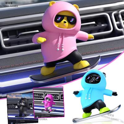 Per la decorazione degli interni dell'auto modello 3 modello Y, simpatico orso skateboard scivolo ornamenti per auto con binario scorrevole accessori per la decorazione dell'auto
