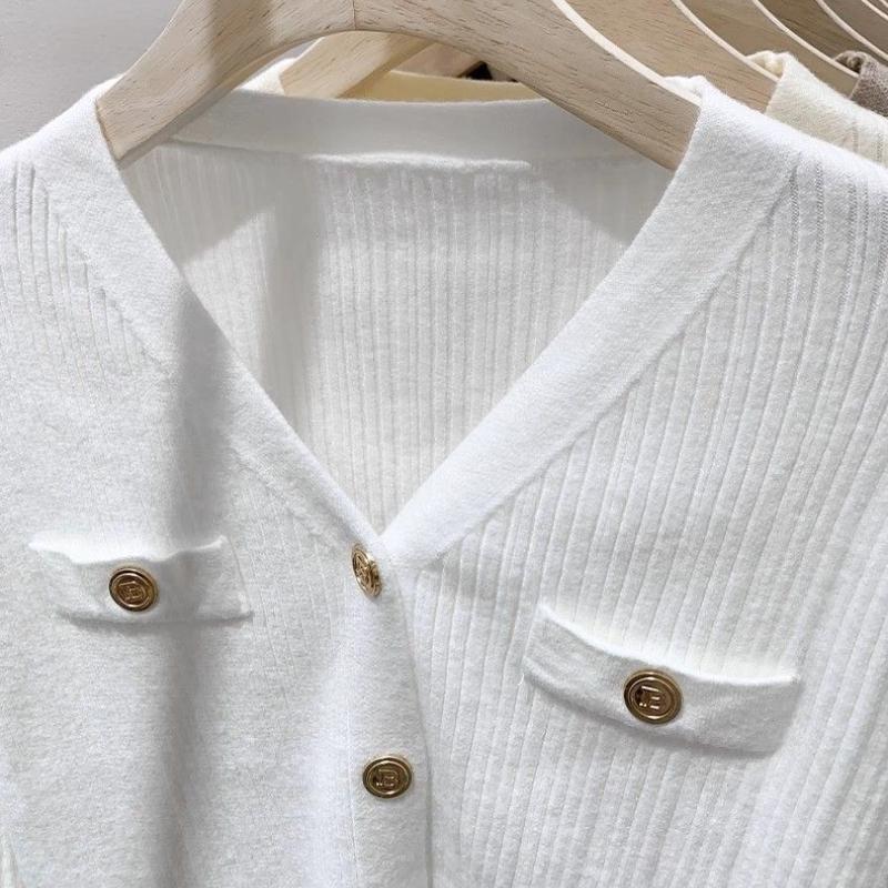 French Soild Elegant Knitted Cardigan Women Casual V-neck Base White Long Sleeved Sweater Tops Spring Autumn 2025