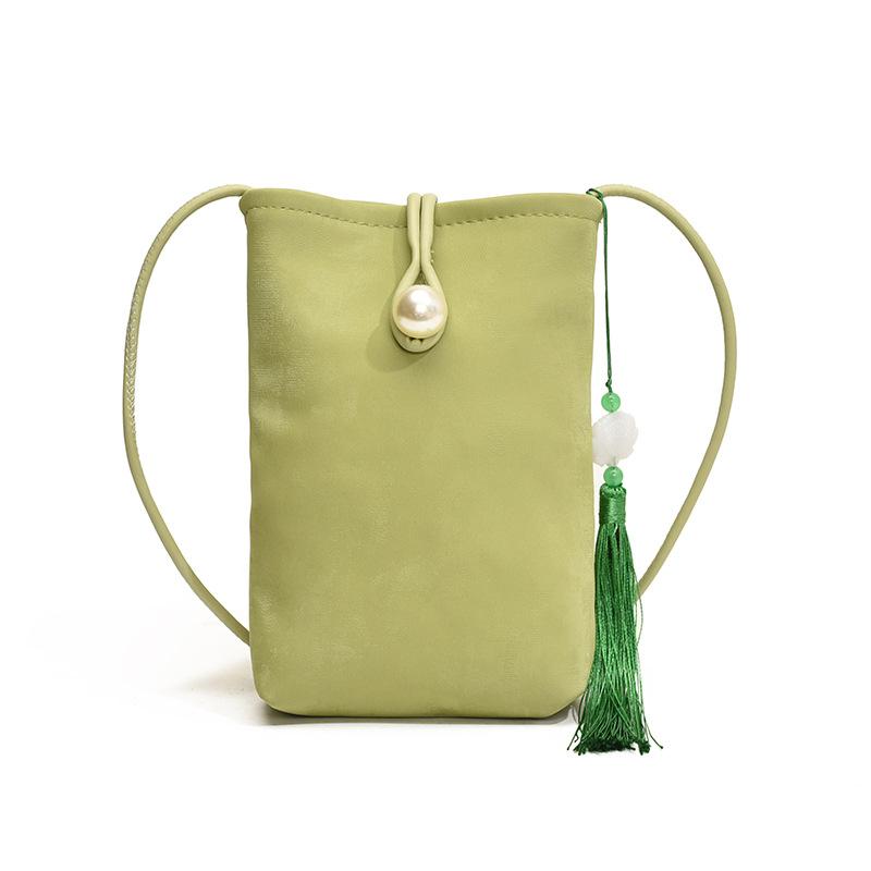 

New mobile phone bag, new fashion shoulder bag, textured pearl small buckle women s bag, trendy messenger bag. One size