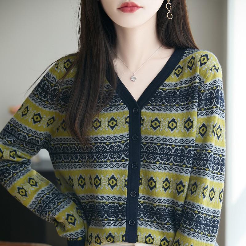 Womens V-Neck Knit Cardigan With Jacquard Loose Fit Wool Blend Sweater Casual Wear