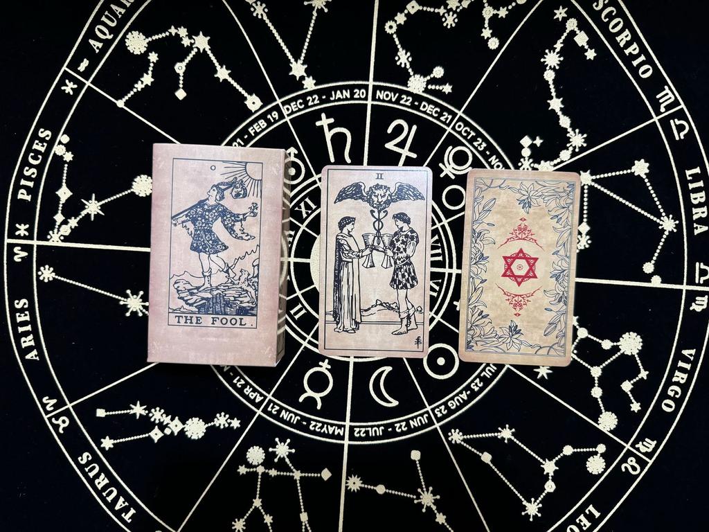 Hot Sell Rider Waite Tarotkort Spådom Personlig Bruk Tarotstokk Full Engelsk Spansk Versjon Orakelkort for Jente Brettspill