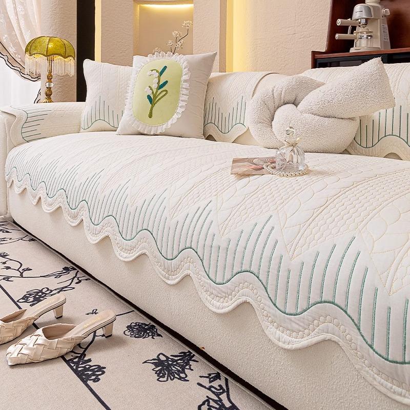 

Special-Shaped Cream Wind Sofa Cushion, Universal In All Seasons, Washed Cotton, Anti-Cat Scratch Cover Cloth Towel, Non-Slip Seat Cushion Cover 70*70cm