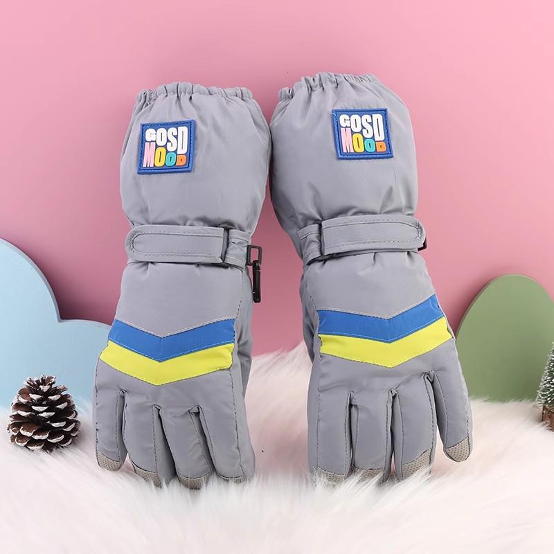 Children's Winter Ski Gloves: Thick, Cold-Proof, Waterproof, Windproof, Non-Slip, Warm Cotton for Ages 3-17.