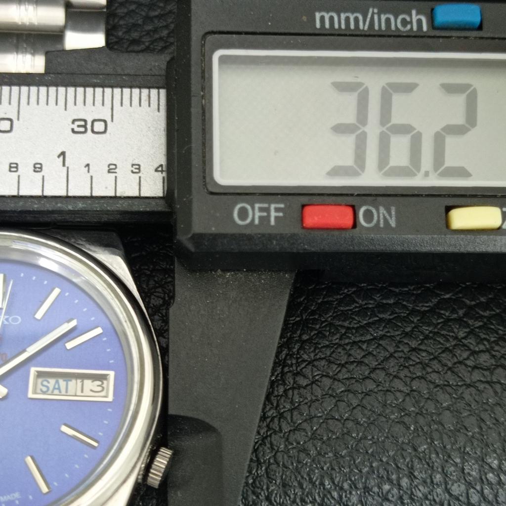 GENUINE VINTAGE SEIKO EXPO 70 AUTOMATIC JAPAN MENS BLUE DIAL WATCH A708786-1