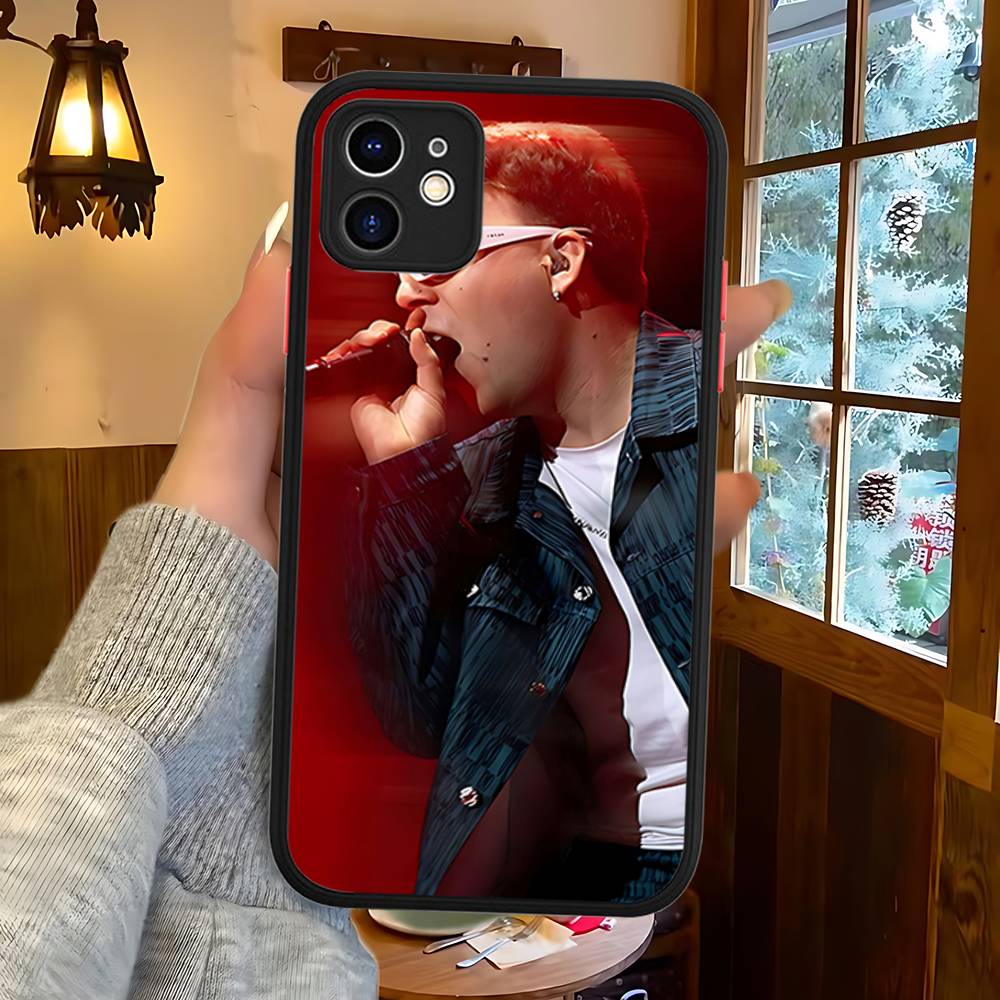 

Singer Q-Quevedo Silicone Case For IPhone 16 15 14 13 12 11 Pro Max Plus X XS MAX Shockproof Matte Cover iphone 12 pro