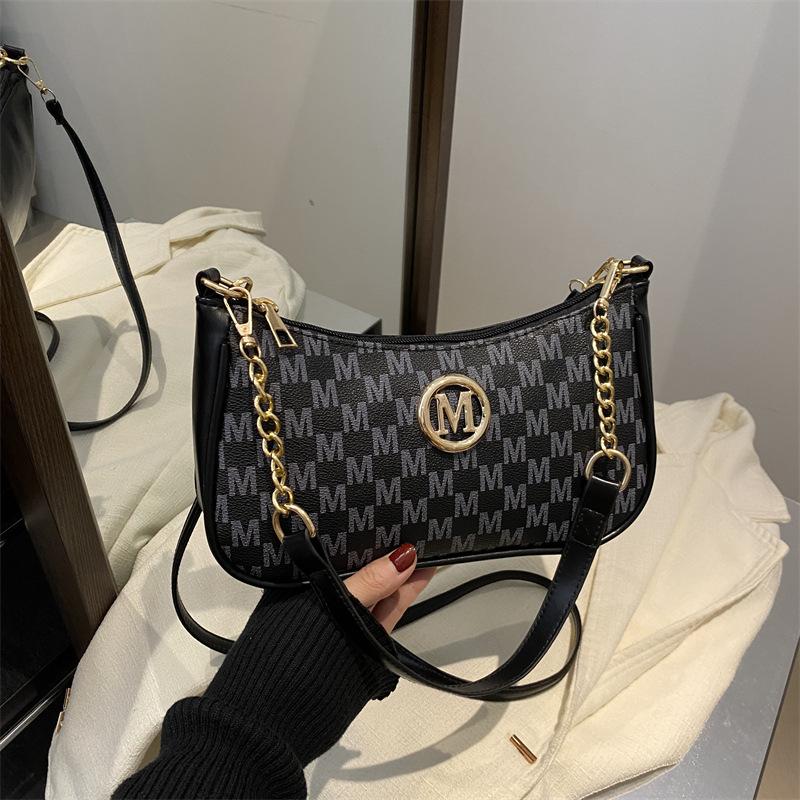 Niche underarm bag personalized single shoulder fashion small bag women's new oblique span women's crescent bag