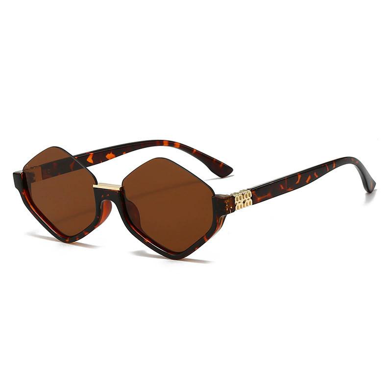 Style Black Frame Sun Glasses With Uv400 Protection For Outdoor Activities And Fashion