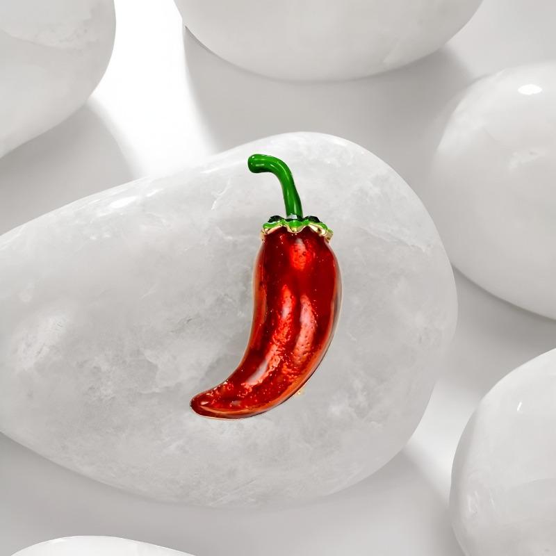 Little Pepper Brooch, Small Corsage, Anti-glare Buckle Pin, Versatile Cardigan with Accessories