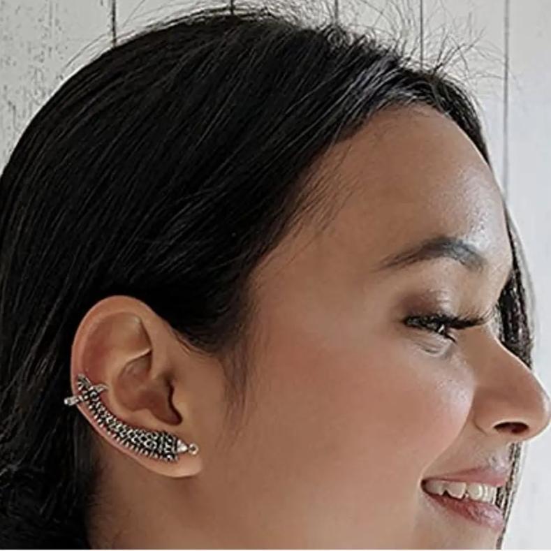 Boucle d'oreille oxydée en argent et laiton pour femmes et filles, collection exclusive élégante et tendance, produit 100 % respectueux de la peau pour boucle d'oreille