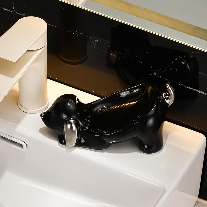 Cute cartoon draining soap dish creative home ceramic sausage dog no water accumulation sink soap box holder soap holder