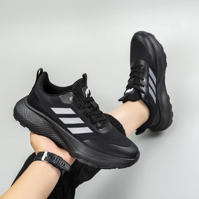 Men's Shoes Autumn Casual Breathable Running Sports Shoes Versatile Fly-woven Mesh Soft-soled Trendy Shoes Lightweight and Comfortable Sports Shoes