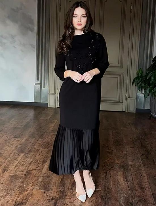 2026 Elegant Rhinestone Formal Waist-Cinching Dress