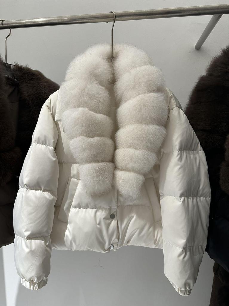 Women's Winter Down Jacket with Fox Fur Collar - Short, Thick & Warm Puffer Coat