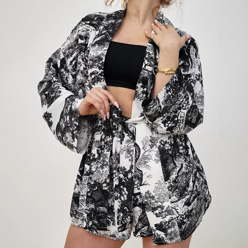 2-piece Casual Women's Pajama Set Long-sleeved Pajamas Lace-up Pajamas Sexy V-neck Pajama Shorts New Loose Home Clothes