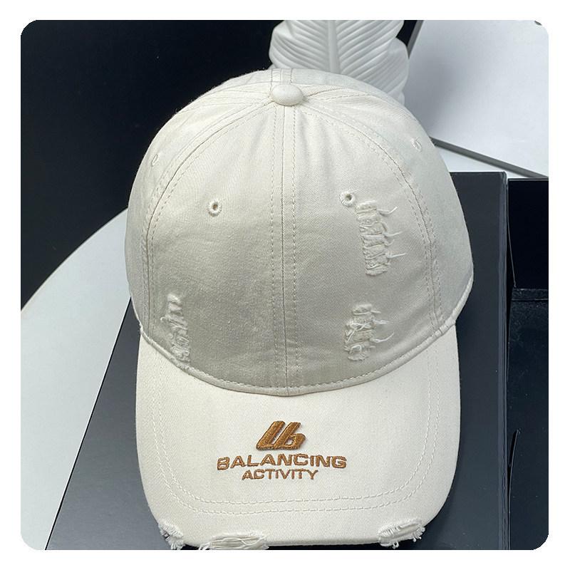 Spring And Summer American Retro Ripped Baseball Caps, Men'S And Women'S Embroidered Peaked Caps, Sunshade, Showing A Small Tide