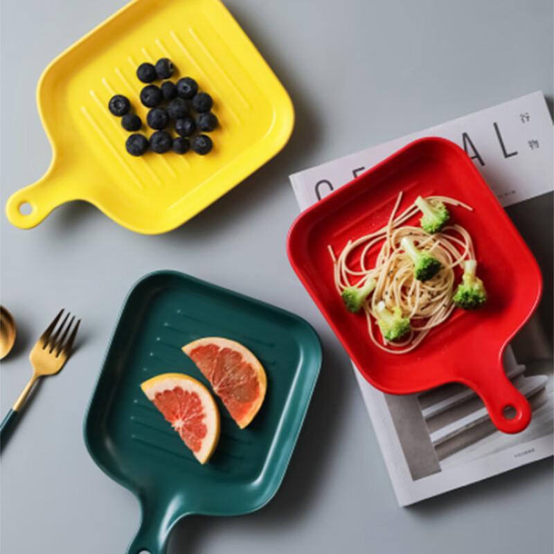 Nordic Ceramic Baking Dish with Handle