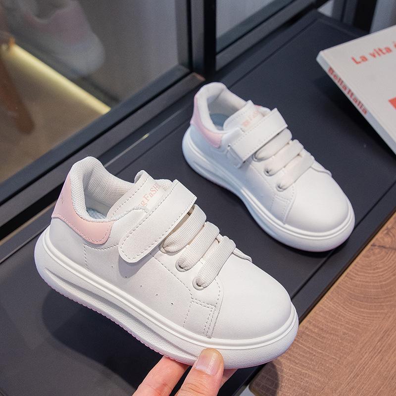 Herbst Neue Sneaker für Jungen Kinder Sportschuhe zum Laufen Lässige Mode Board Schuhe Leder Weiche Rutschfeste Sohle für Kinder Mädchen