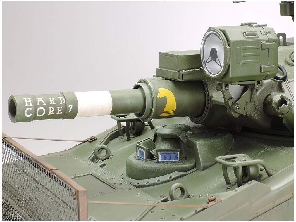 Seria Dużych Czołgów Tamiya 13 Czołg Powietrznodesantowy Armii M551 Sheridan Model do Eksponowania Model Plastikowy 36213 1/16 Nie. NAS.