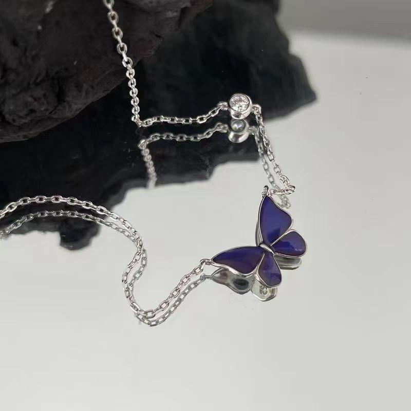 Warm Color-Changing Butterfly Necklace Women'S Niche Design Butterfly Pendant Temperament Light Luxury Versatile Women'S Collarbone Chain