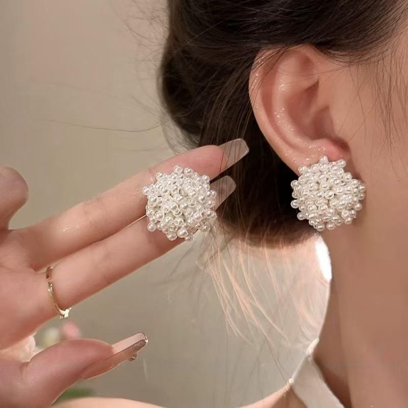 Fashion Imitation Pearl Hoop Earrings for Women Girls Luxury Design Hollow Flower Basket Earrings Party Jewelry Wholesale