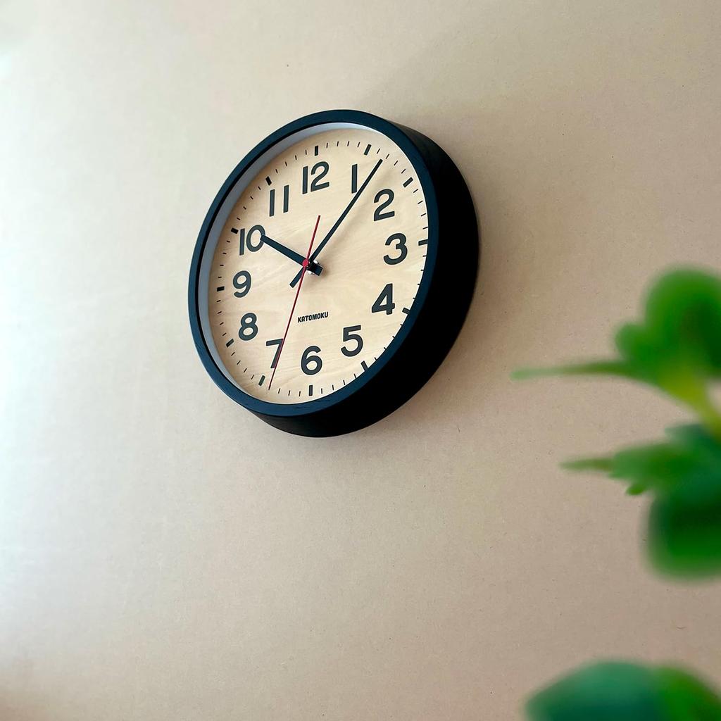 KATOMOKU Muku Clock 15 Black km-107BKRC Wall Clock with Continuous Second Hand, 30.6cm Diameter (Radio-Controlled Clock)