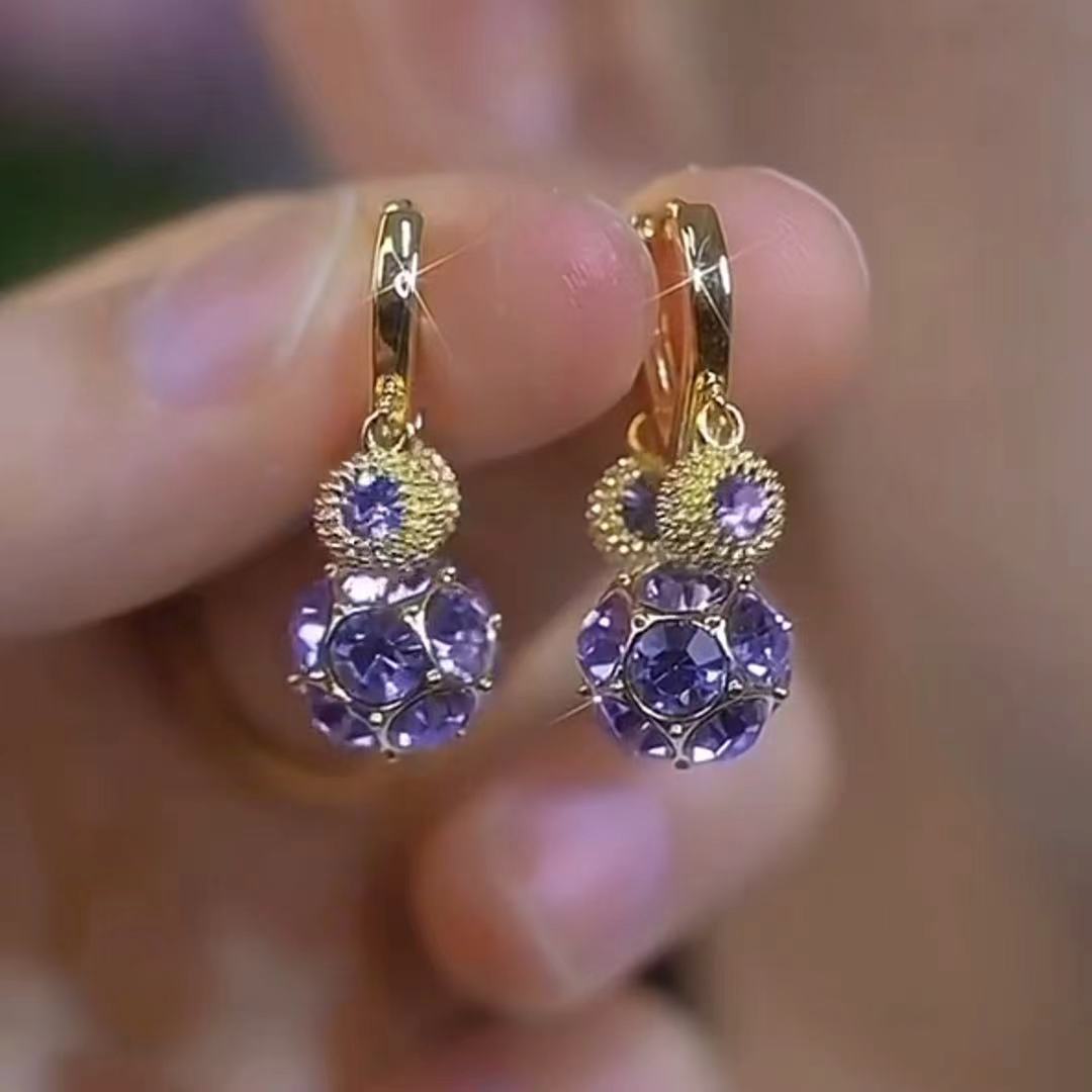 

Высококачественные серьги Серьги-пряжки Бриллианты Фиолетовые бриллиантовые шарики Нишевые дизайны Мода Сотня сережек фиолетовый