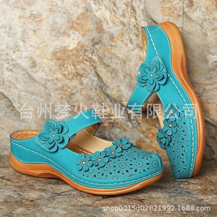 Summer Multi-color Hole Shoes Women's Retro Super Comfortable Flat Bottom Round Head Soft Casual Women's Sandals