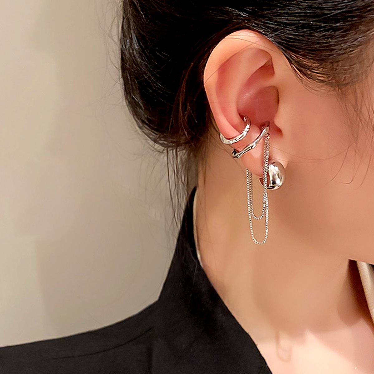 

Dongdaemun Irregular Chain 925 Silver Earrings & Non-Piercing Ear Cuff Set
