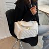 New Women's Embroidery Portable Large-capacity Cosmetic Bag To Improve Appearance Solid Color Large Storage Toiletry Bag