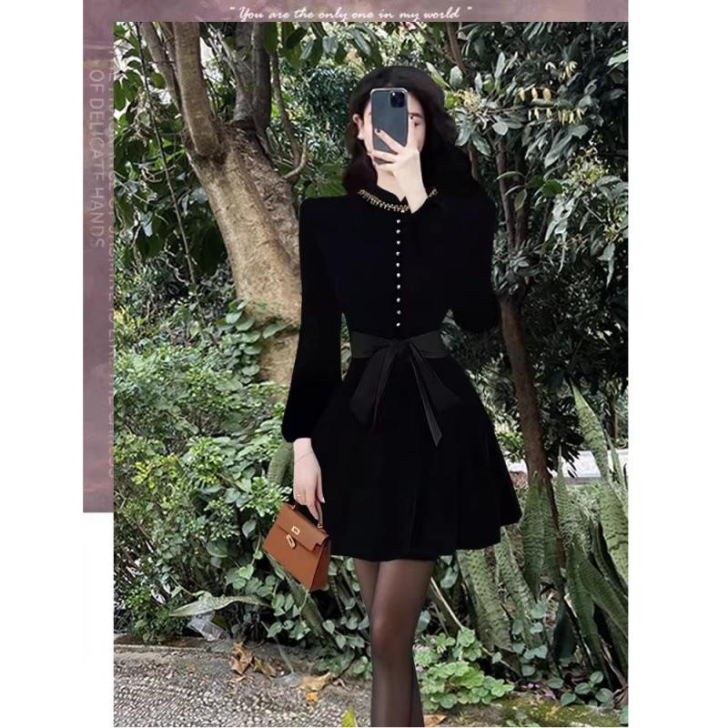 New daughter black velvet long-sleeved dress autumn short birthday dress little black dress tide