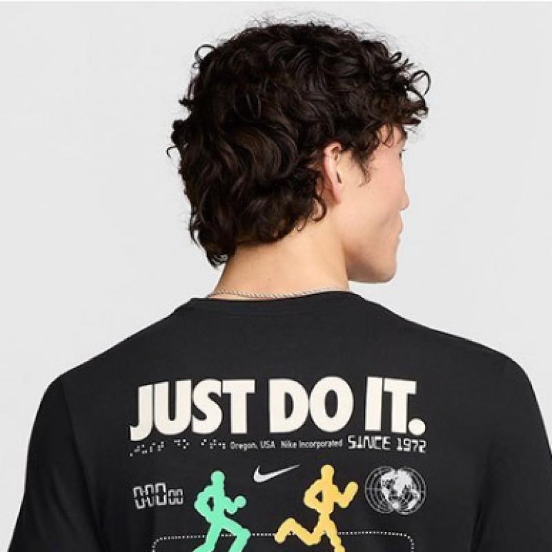 Nike Tricou cu mâneci scurte Dry FiT pentru alergare Fv8385 010 S2406