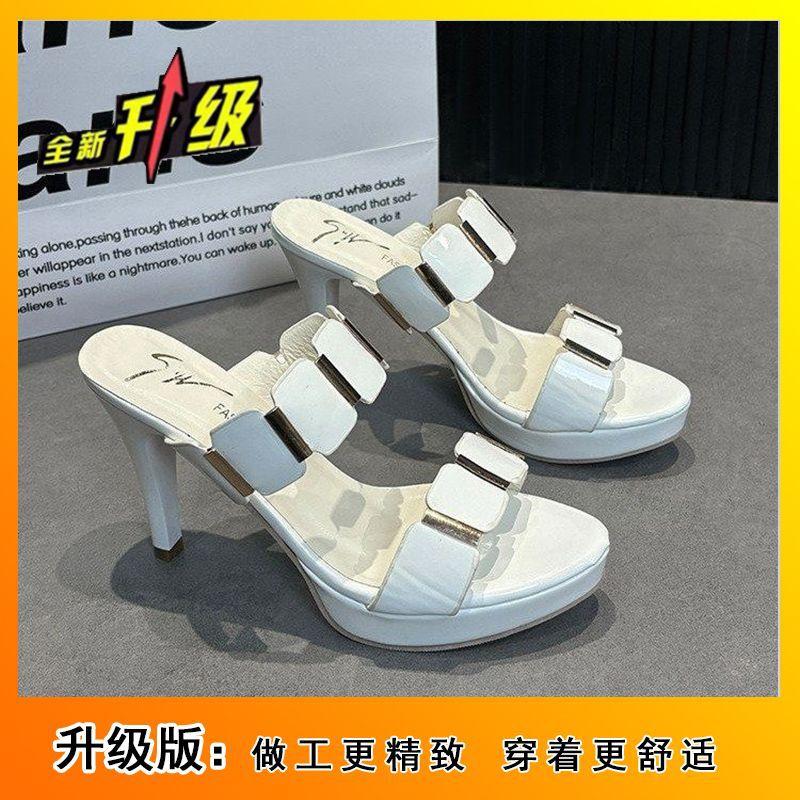 

High heels, cool slippers for women s summer wear 2025 new Korean version, fine heel waterproof table, one-word slippers are popular 43