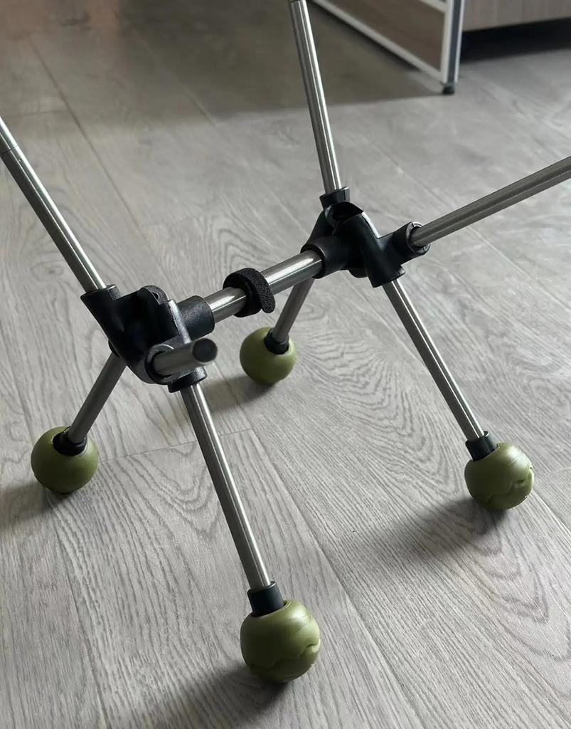 4pcs Moon Chair Foot Cover Camping Chair Foot Protectors Stabilizing Rubber Ball Feet Pad For Outdoor Camping Chair Leg Covers.