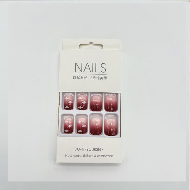 Новые маленькие свежие маникюрные накладки для ногтей — фото 15