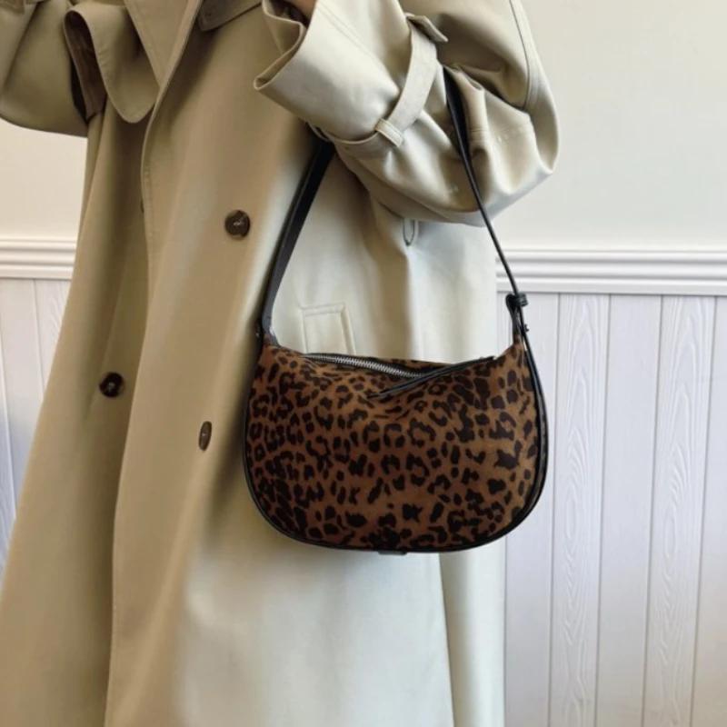 Matte Retro Crossbody Schultertaschen Pendel Knödel Tasche große Kapazität Reißverschluss Jugendtasche hohe Qualität