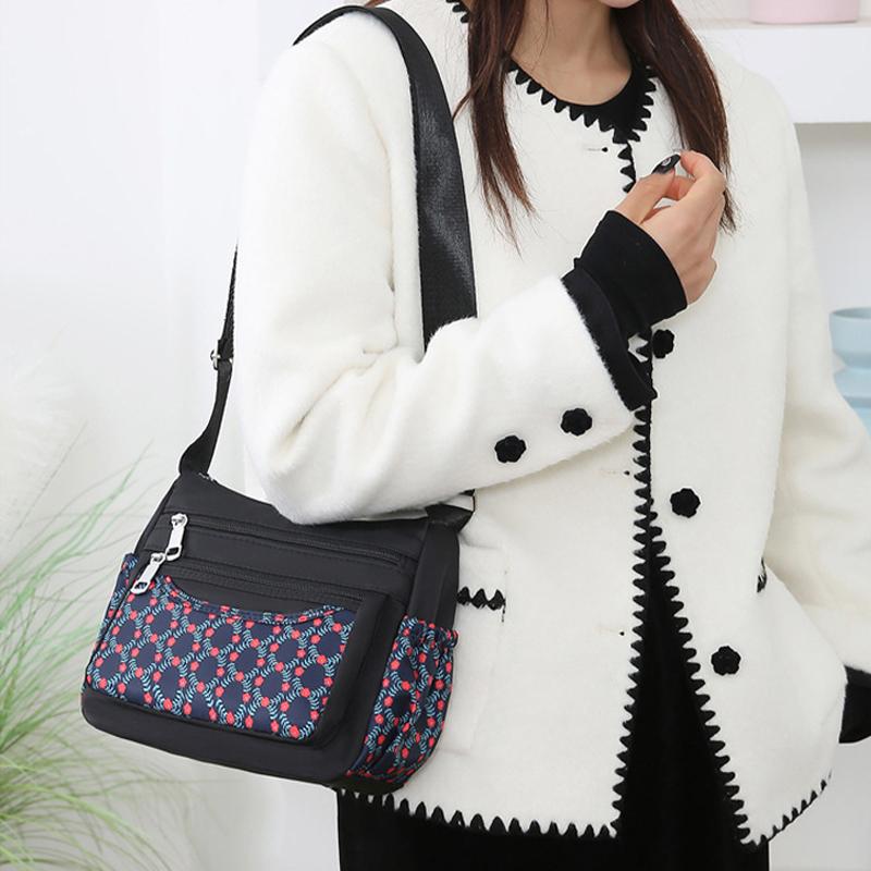 Mote Ny Middelaldrende Mamma-veske Stor kapasitet Trykt Flerlags Skulderveske Lett Casual Joker Dame Crossbody-veske