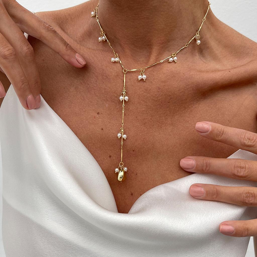 Simple Style Imitation Pearl Collarbone Necklace Female, Design Sense Y Word Metal Bone Chain Necklace