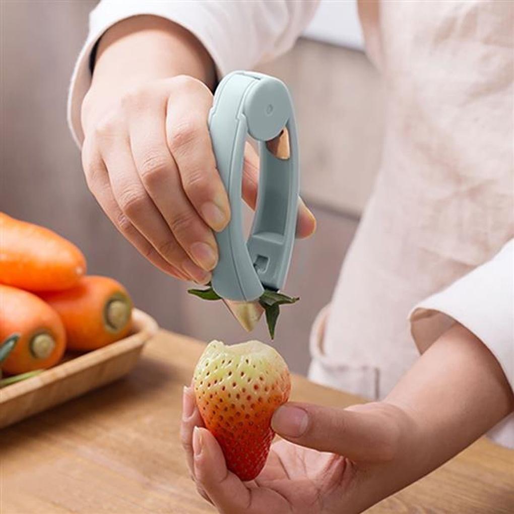 Fruit Strawberry Corer (Blue) / Potato Seed Remover